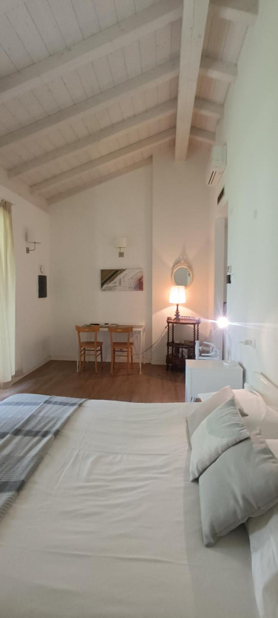 Cascina Borgofrancone Aparthotel Gera Lario Kültér fotó